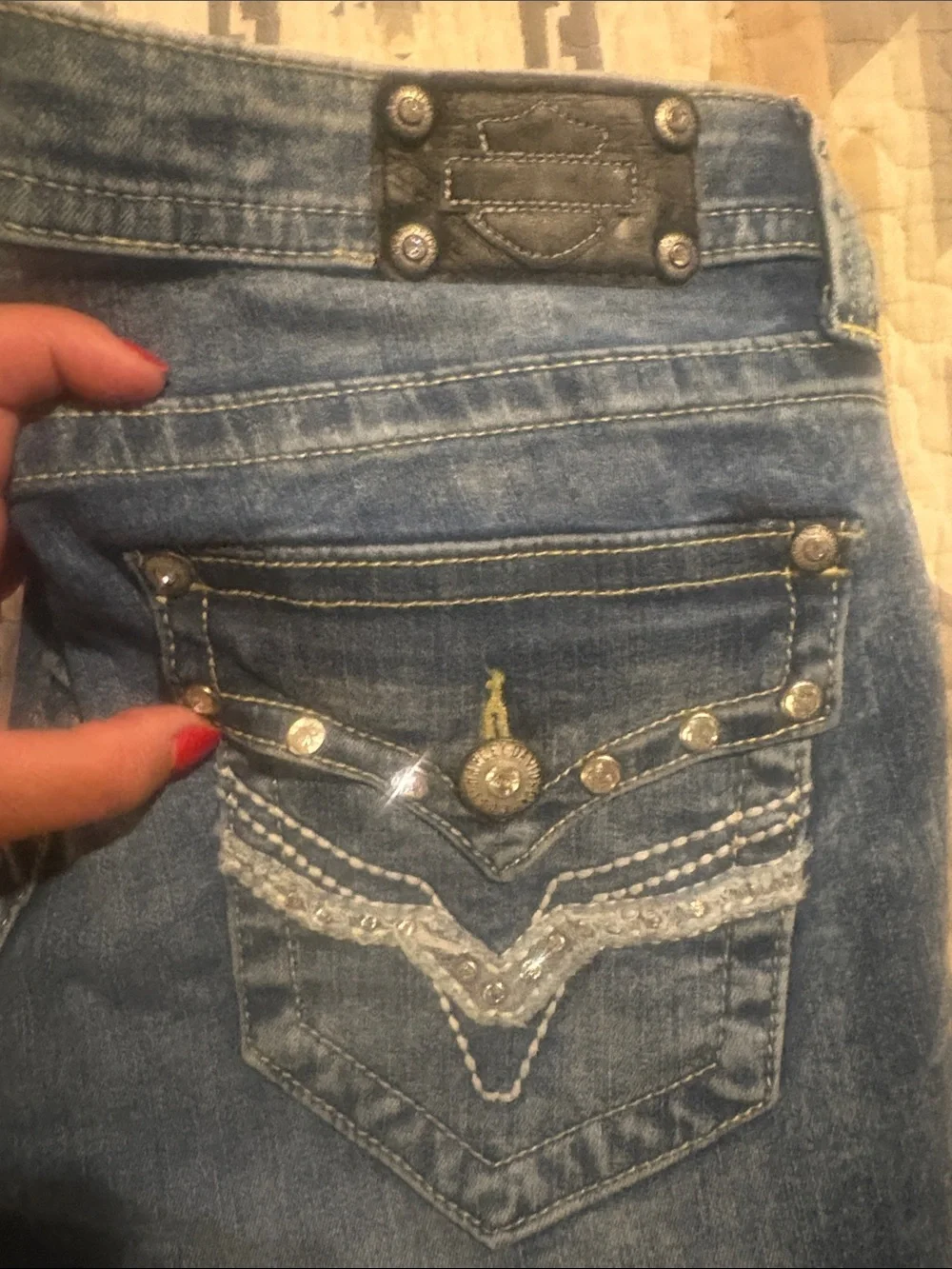 BNWOT Harley-Davidson Blue Denim Ankle Jegging Jeans w/Rhinestone Flap Pockets - Picture 4 of 4